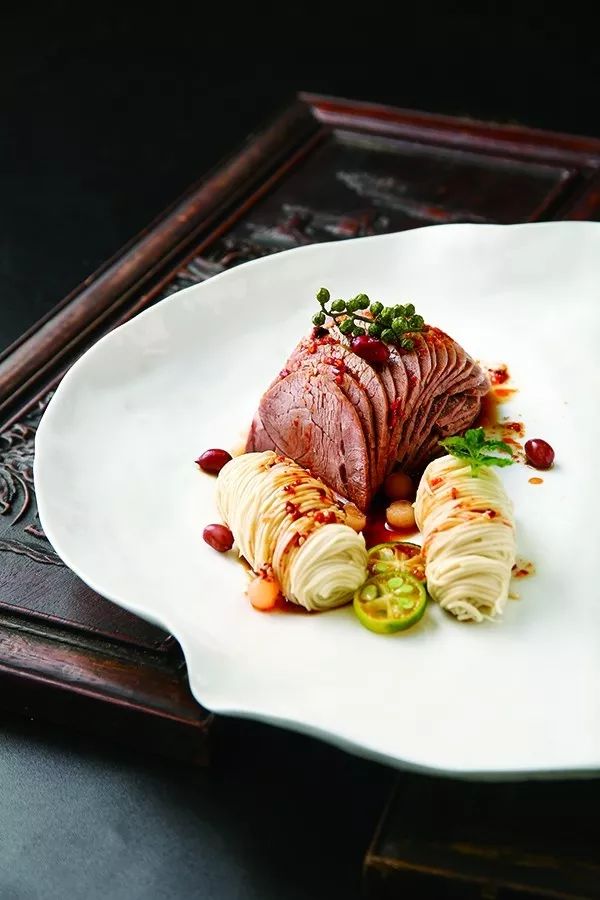 悦惠推荐高端徽菜 |以“天然食材,致璞烹诣”的至高追求,带你走进一场视觉与味觉的盛宴--品粹生态餐饮